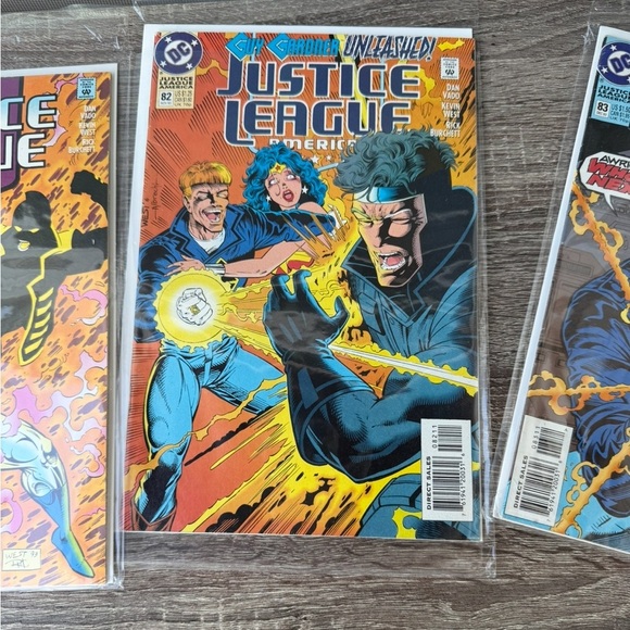 Variety of Comic Book Magazines Collection Excellent Used Condition - Picture 9 of 15